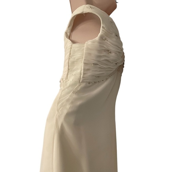 PRONOVIAS You Wedding Gown w/ Train Button Back Beaded Off Shoulders - Picture 10 of 15